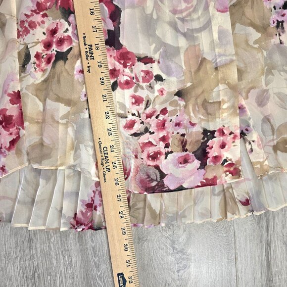 Womens Blouse Sz XL Beige & Pink Floral Sheer Button Down Long Sleeve Office - Picture 5 of 7